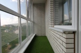 Балкон по улице Ахметова